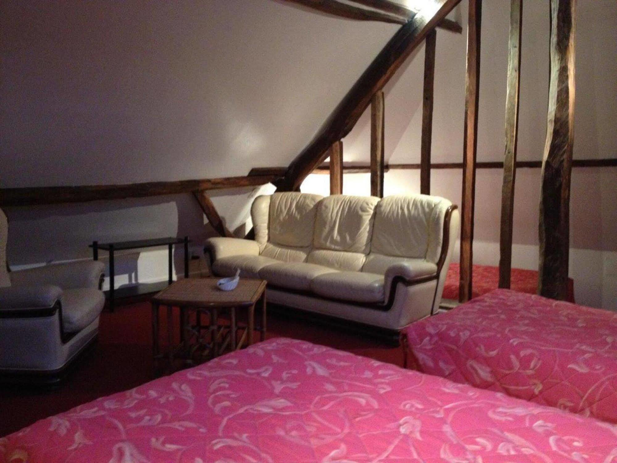 Logis Hotel - Les Paturelles Avesnelles Exteriér fotografie
